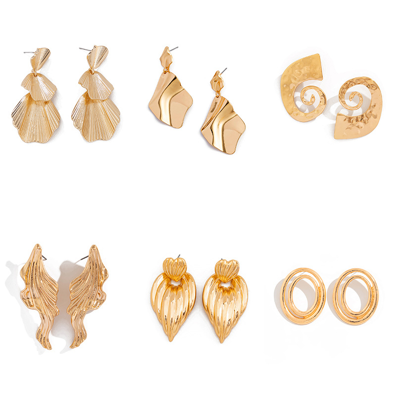 New Style Elegant and Versatile Minimalist Women Liquid Lava Metal Earrings with Geometric Irregular Folds