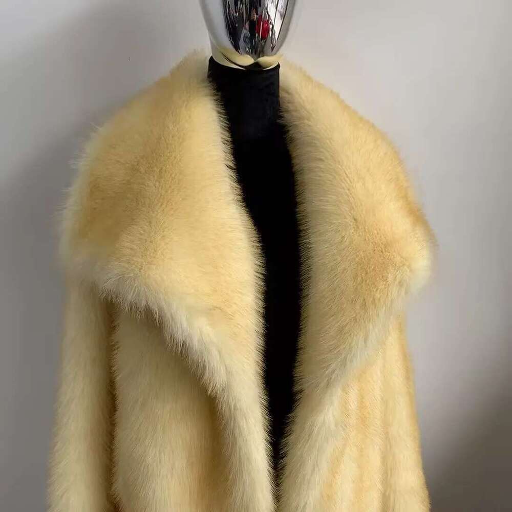 Women's coat with large lapel long sleeved for autumn and winter warmth, women's faux fur jacket good 2025