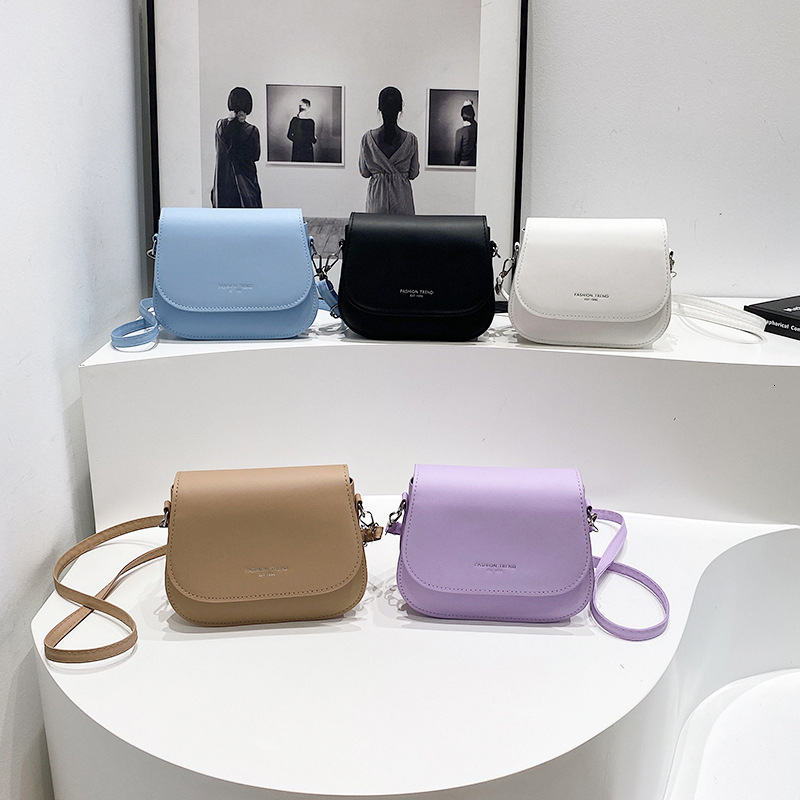 designer Autumn Niche Bag 2025 Fresh Fashion Texture Saddle Bag Single Shoulder Small Bag Simple Casual Crossbody Women's Bag