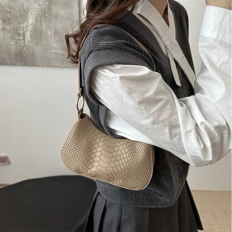 Luxury Odile Pattern Shoulder Bag for Women Large Capacity Commuter Bag Quality Leather Square Shape with Pocket Underarm Bag XJ250605