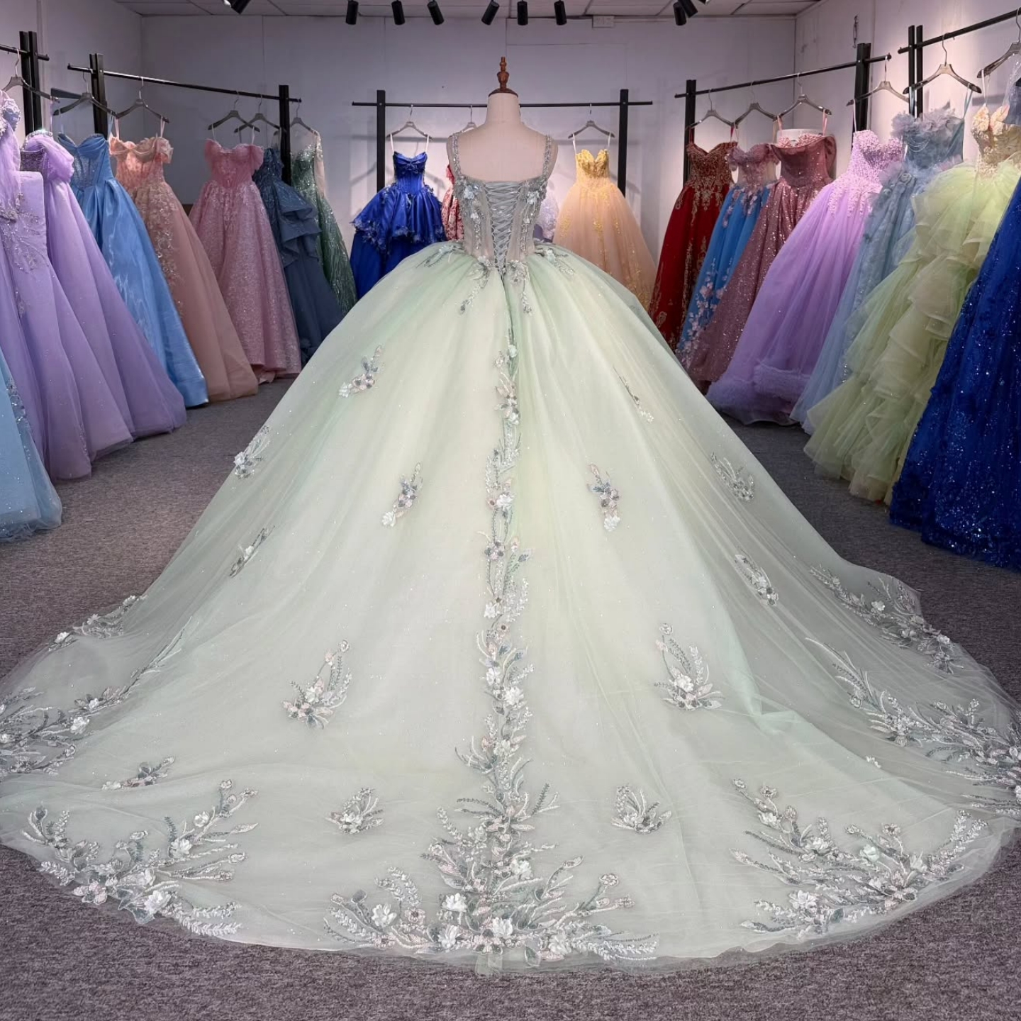 Light Green Shiny Off The Shoulder Ball Gown Quinceanera Dresses Appliques Lace Beading Crystal Tull Sweet 16 Dress vestidos 15 Anos