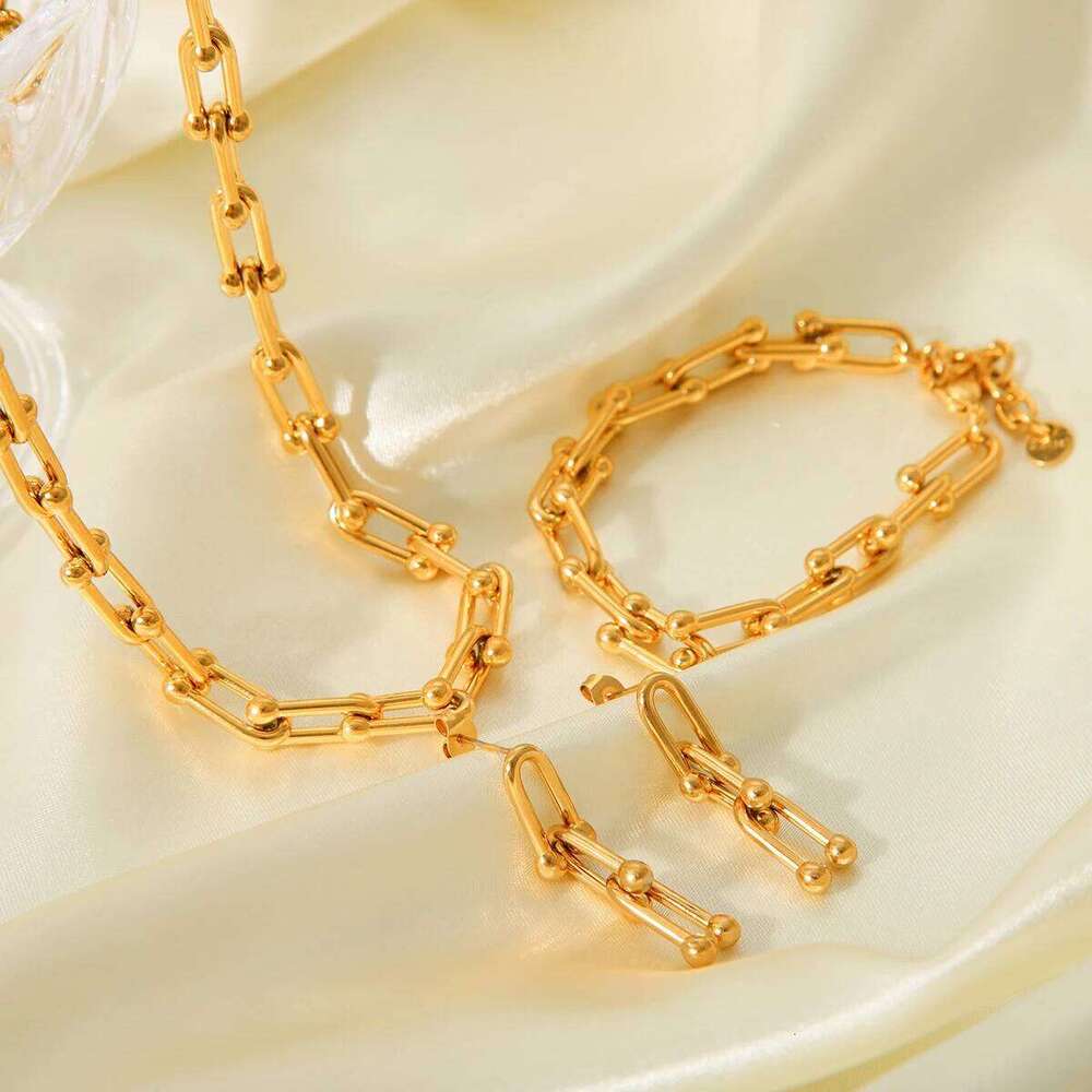 Stainless Steel Jewelry Set U-Shaped Necklace Bracelet Earring Combination For Men And Women To Wear Exquisite Christmas Gifts