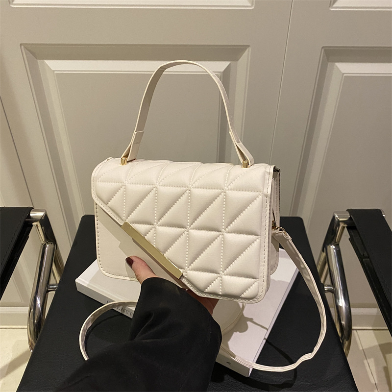 designer Fashion 2025 Spring Women's Small Handbag Tote Bag Trendy Simple Casual Crossbody Bag Niche Design Small Square Bag