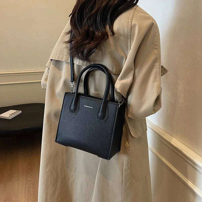 Women's Bags Designer Spring New: Women's Niche Fashion Handbag. Simple Lychee Pattern Solid Color, Sophisticated Single Shoulder Messenger 
