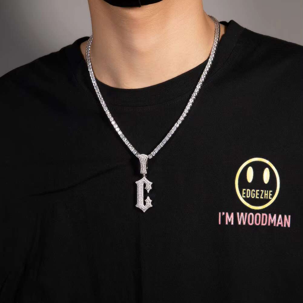 2022 New Initial Letter Pendant A-Z Name Pendant Single Glitch Letter Necklace Women Man Hiphop Jewelry
