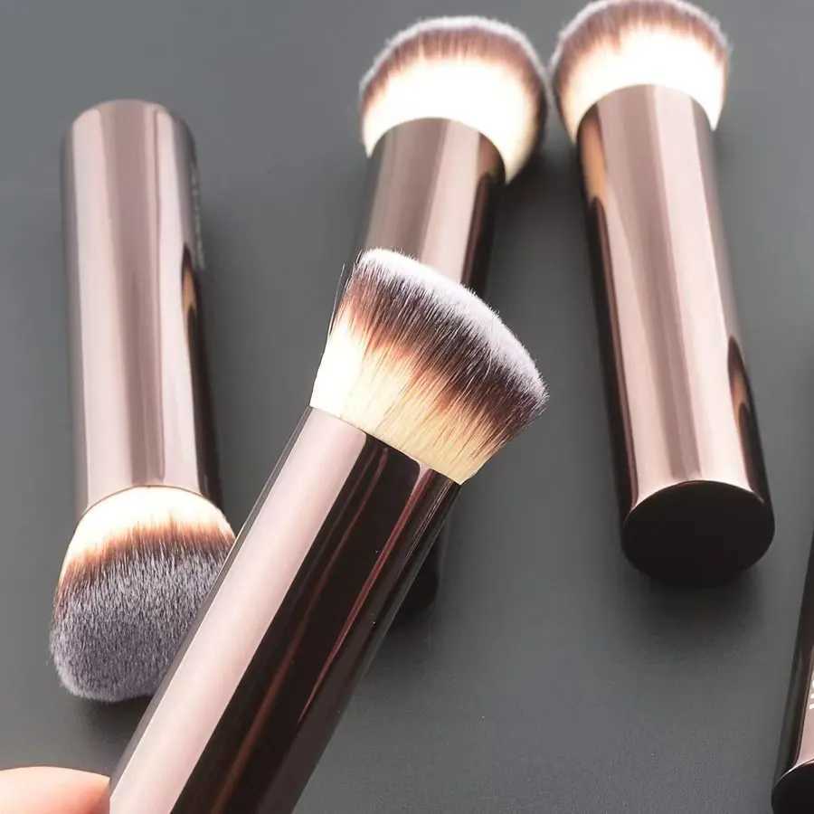 1pcs Angled Foundation Makeup Brush Powder Foundation Make Up Brushes Metal Handle Aluminum Tube Hourglass High quality cosmetic W250605