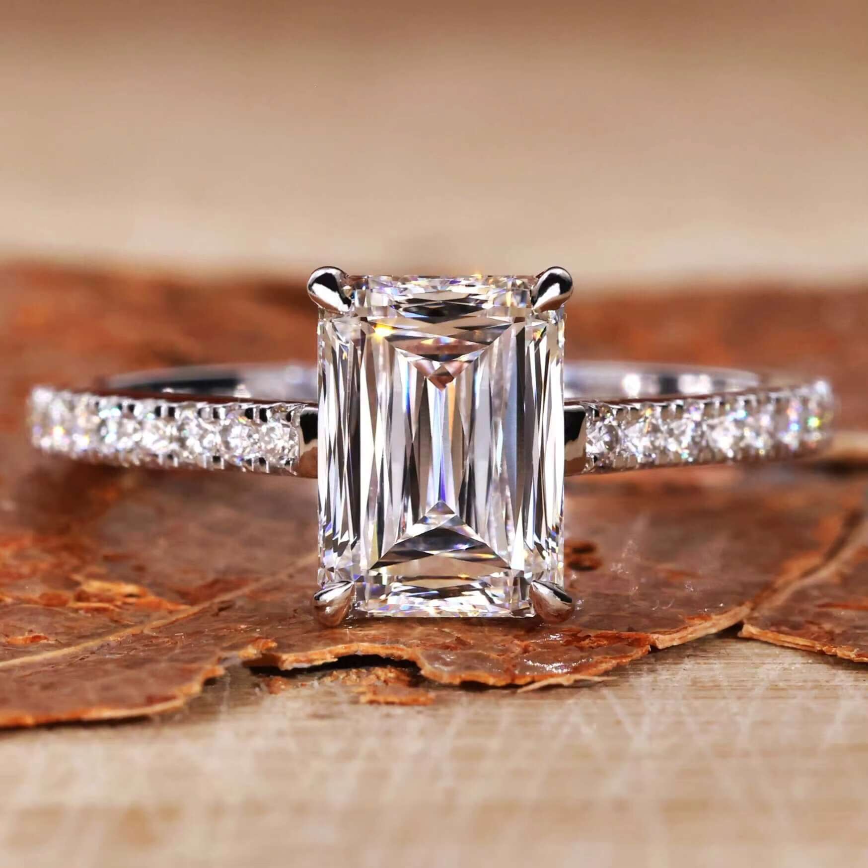 Wholesale Moissanite Solitaire Engagement Rings Women Jewelry Pass Diamond Tester 925 Silver Emerald Cut Vvs Diamond Ring