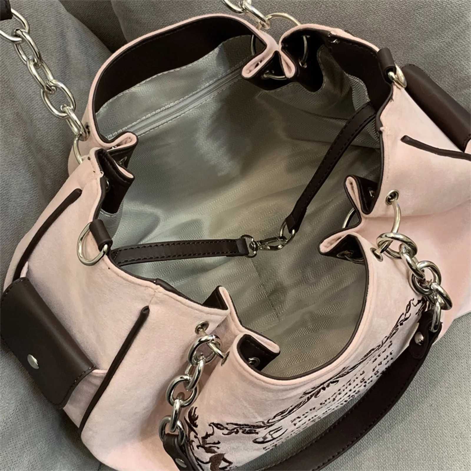 Small Design Art Gothic Letter Large Bag Embroidery Large Capacity Chain and Shoulder Handheld Tote Bag XJ250605