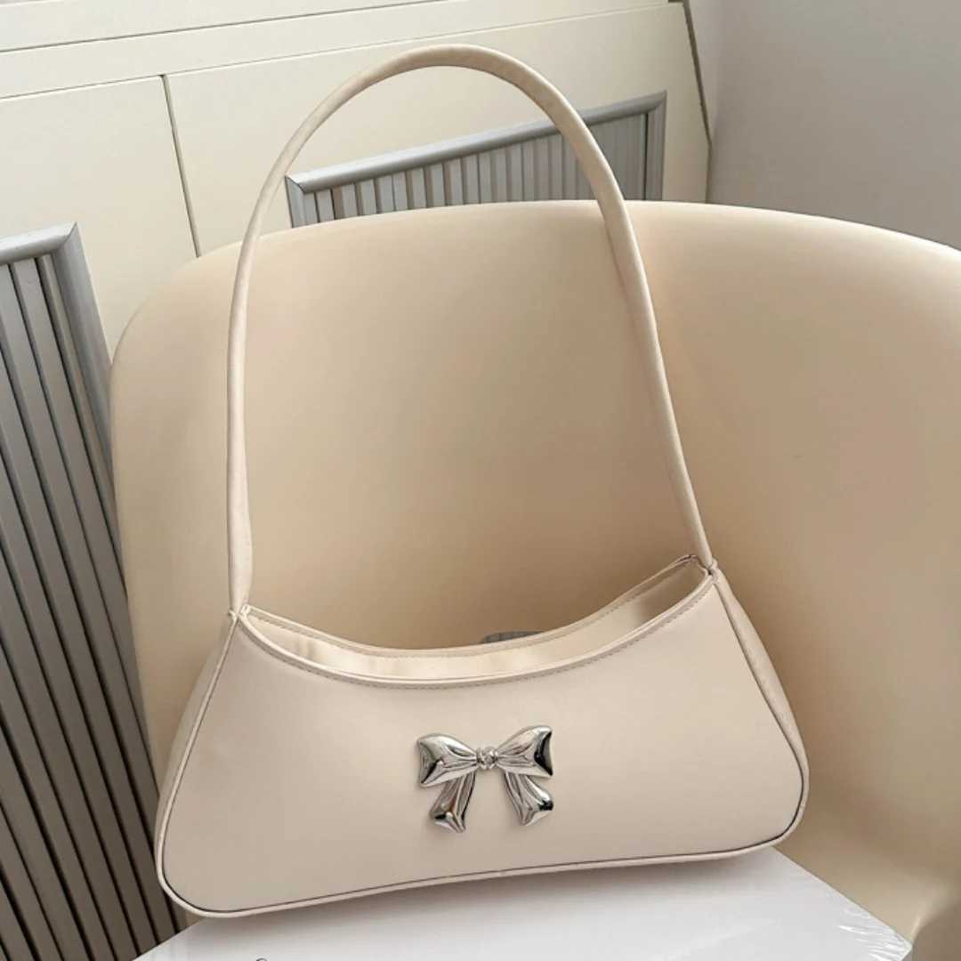 New French Fi Design Handbag Bowknot Trendy Shoulder Bag Simple Underarm Bag Square Bag for Women Leather Baguette Bag XJ250605