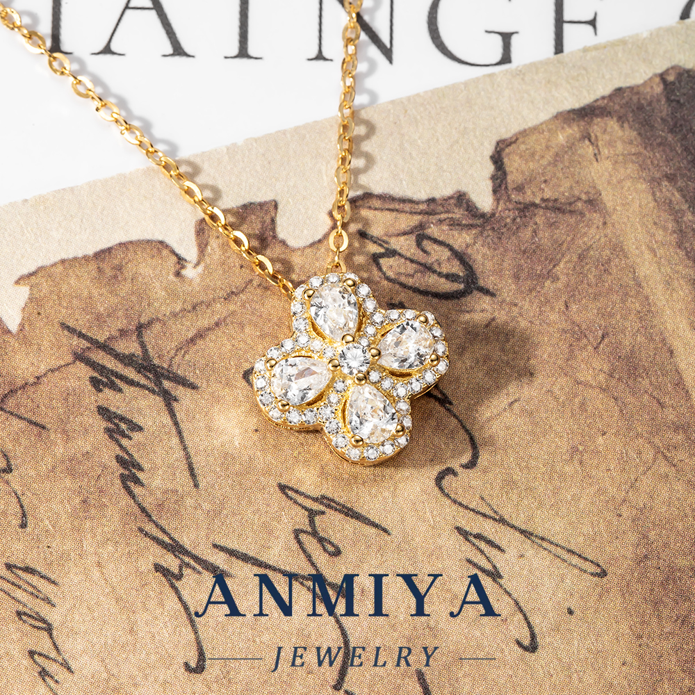 Classic Anti-Oxidized Silver Jewelry Clover Pendant with Zircon Accented Edges, 925 Boho Necklace for Gifts