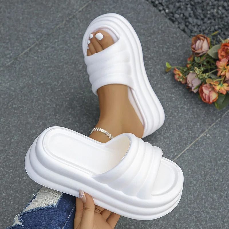 Chunky Platform Slippers for Women 2024 Summer Comfort Soft Sole Beach Shoes Slides Woman Thick Bottom Non-Slip Sandals Ladies 250605