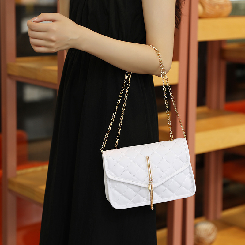 High quality brand high-quality new models free delivery designer bags quilted tassel bags cross-border leather bags chain bags new free delivery desi