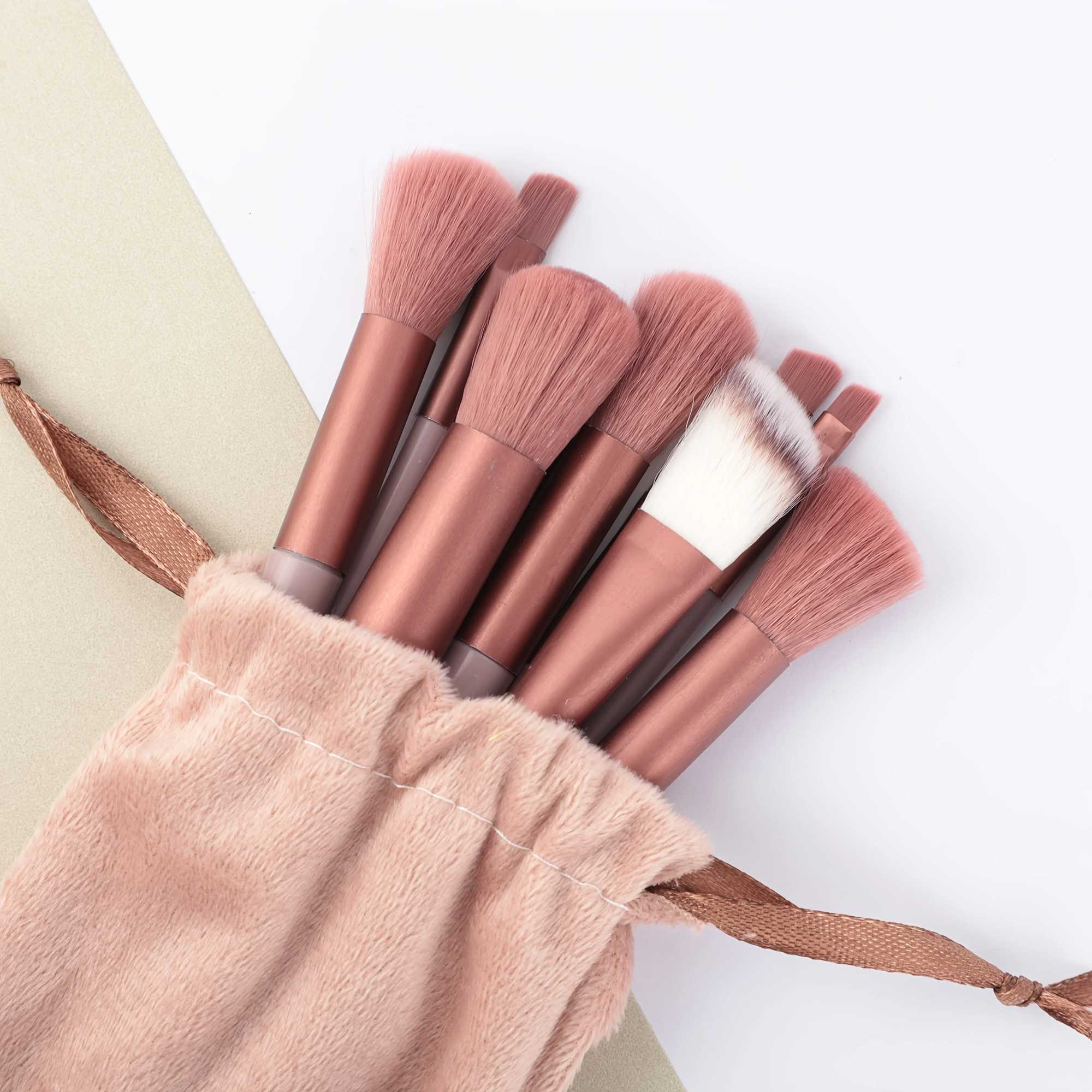 13pcs Makeup Brush Set Includes Perfect Soft Pouch Premium Pinkish Hue Cosmetic Implements with Quality Fibers Portable Case W250605