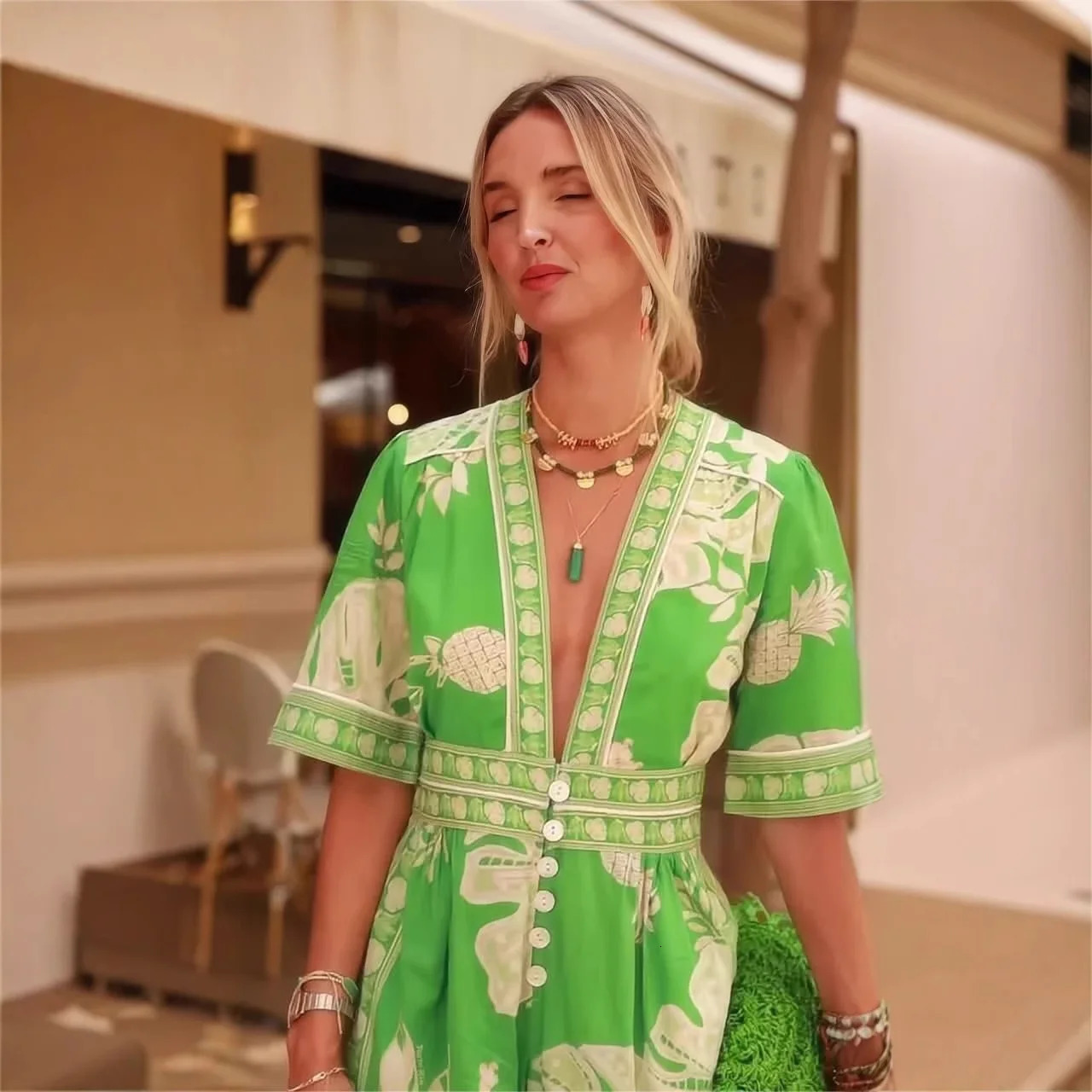 VEITCHE Women Vintage Printed Jumpsuits Elegant Vneck Short Sleeve Wide Leg Playsuits Casual High Waisted Vacation Rompers 250604