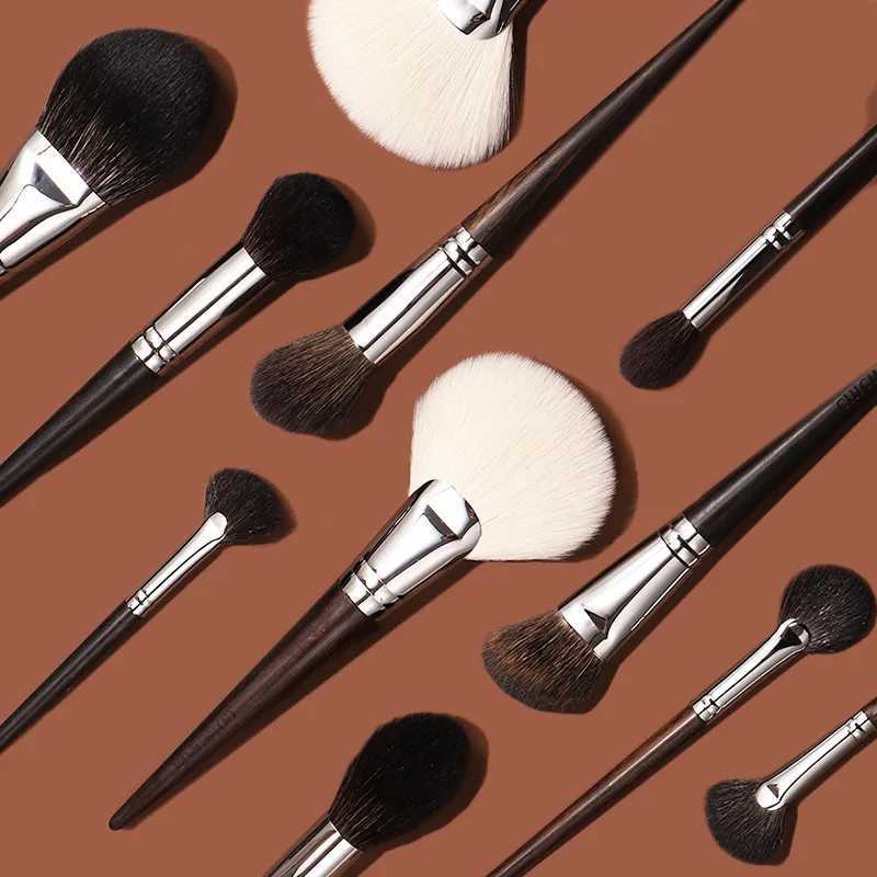 1pc High end Animal Hair Detail Eyeshadow Makeup brushes Highlight Make up brushes Eye Shadow Conceal Ebony Handle pencil beautyW250605