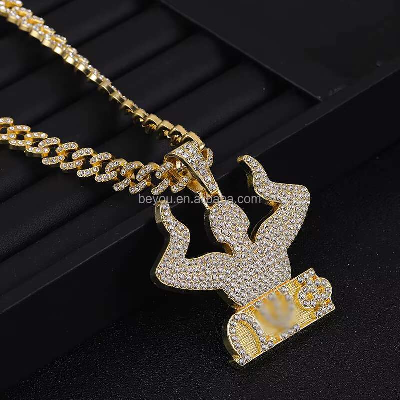 Punk Style Pendant Bling Alloy Necklace Fraternity Muscle Money Exaggerates Pendant Hip Hop Style Valentines Day Gift