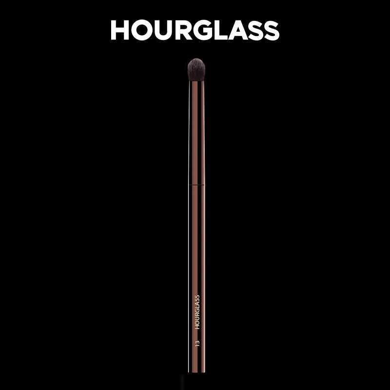 Hourglass Makeup Brush- No.13 Precision Smudge Brush Soft and Skin-friendly Fiber Hair Fashion Design Single Eye Brush W250605