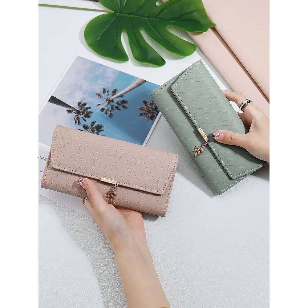 summer new Korean version of high texture PU Dia lattice personality leaf pendant three fold bag multi-card can be MASA