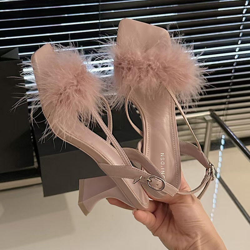 Dress Shoes Womens Sandals 2023 Summer Fashion Pointed Closed Toe Heels Sexy High Women Designers Female