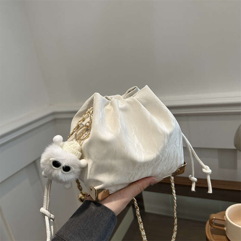 Minimalist Casual Large Capacity Bucket 2024 Spring New High-Quality Texture Chain for Women Shoulder Crossbody Bag