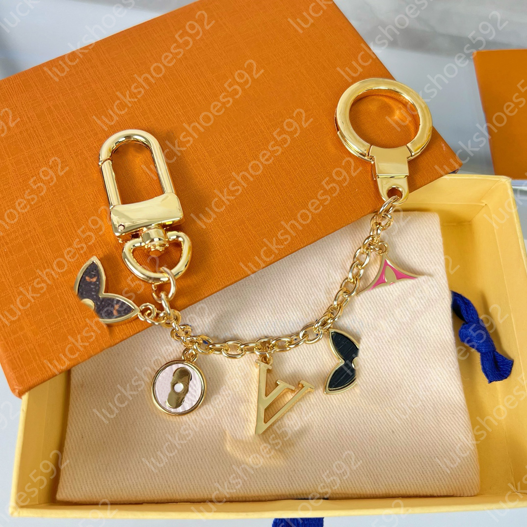 Luxury metal bag charm chain pink flower heart designer bag charms gold sliver keychain Snap fastener mens ladies keychain Holiday gift lovely quality with box