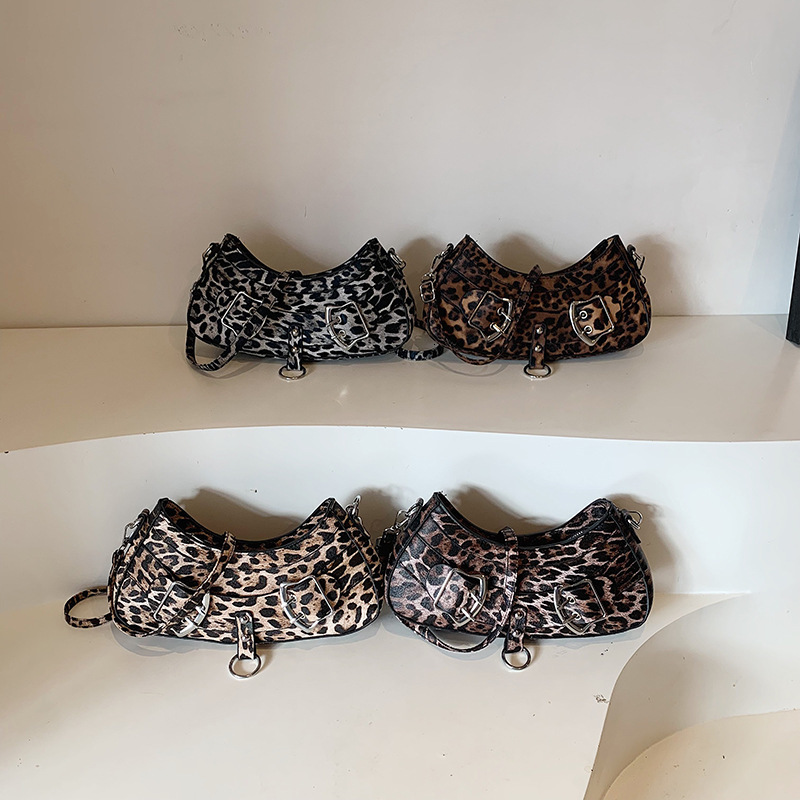 designer Trendy Women's Bags 2025 Winter New Crossbody Bag Fashion Sense Niche Leopard Print Shoulder Underarm Bag