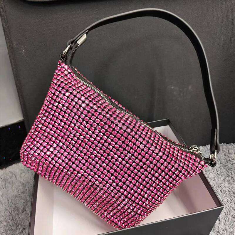 2025 New Metal Punk Flashing Dia Women's Neutral Handbag Soft Surface High Quality Small Party Bag Messenger Bag
