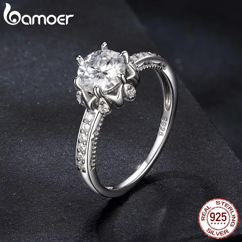 Bamoer D Color VVS1 Exquisite Moissanite 1 CT Round Cut Diamond Solitaire Engagement Ring - Premium Quality 925 Sterling Silver