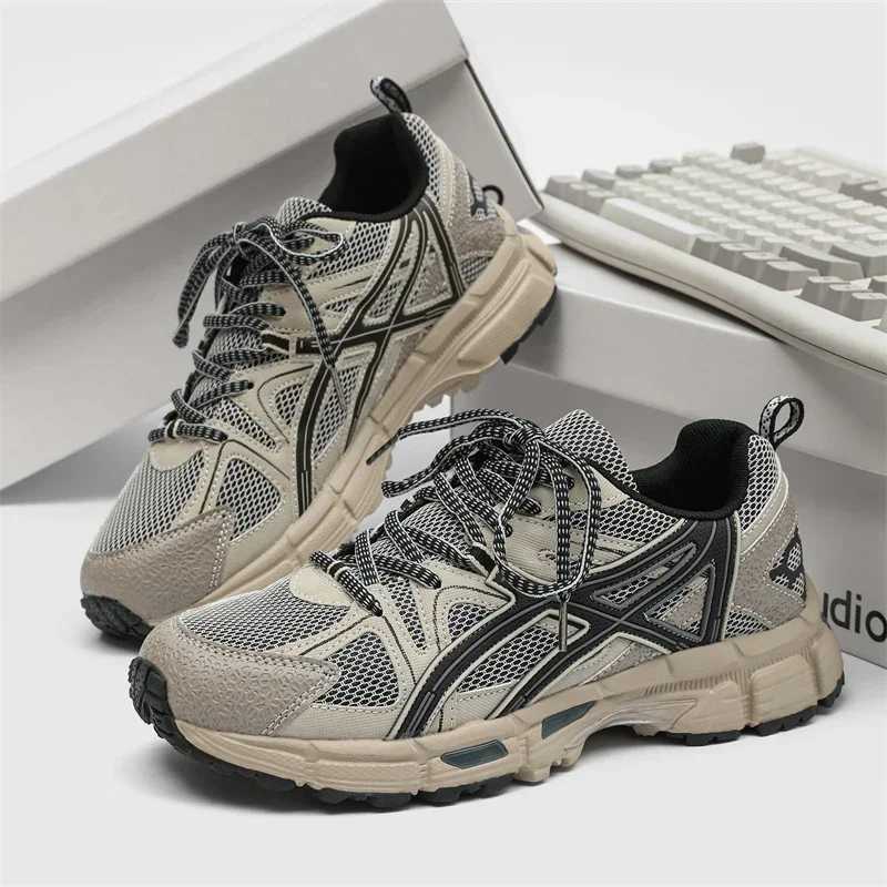 High Quality New Sneakers Men Women Fashion Casual Shoes with Neutral Anti Slip Anti Odor Performance Hot Selling Retro Run Shoe X250606