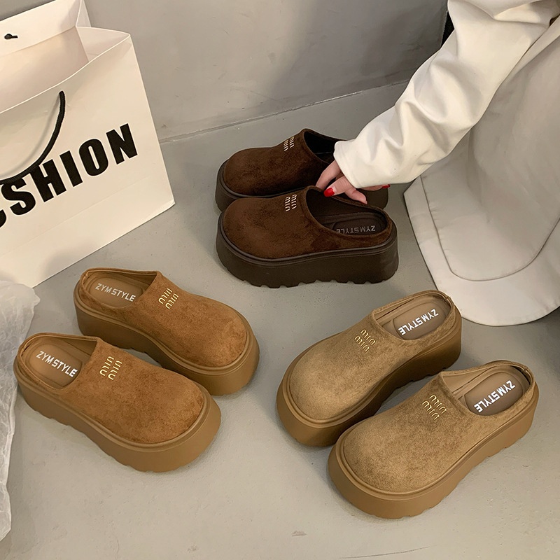 2025 free shipping autumn and winter new designer shoes, women's thick soled Boken shoes, half flip flops with toe caps