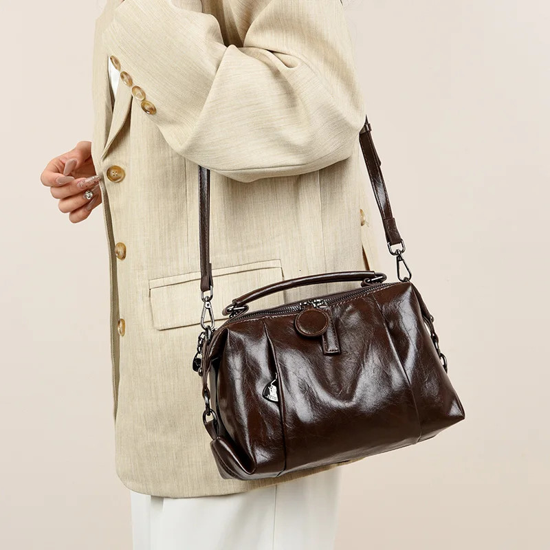 European and American Niche Handbags for Women Summer Boston Bag Shoulder Bag Versatile Retro Crossbody Bag 250530