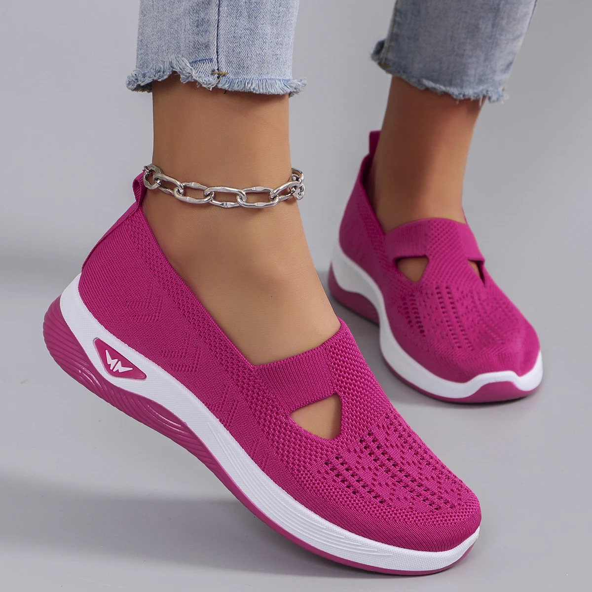 Spring womens sports shoes fashionable breathable lightweight non-slip wear-resistant casual sports shoes flat shoes 250603