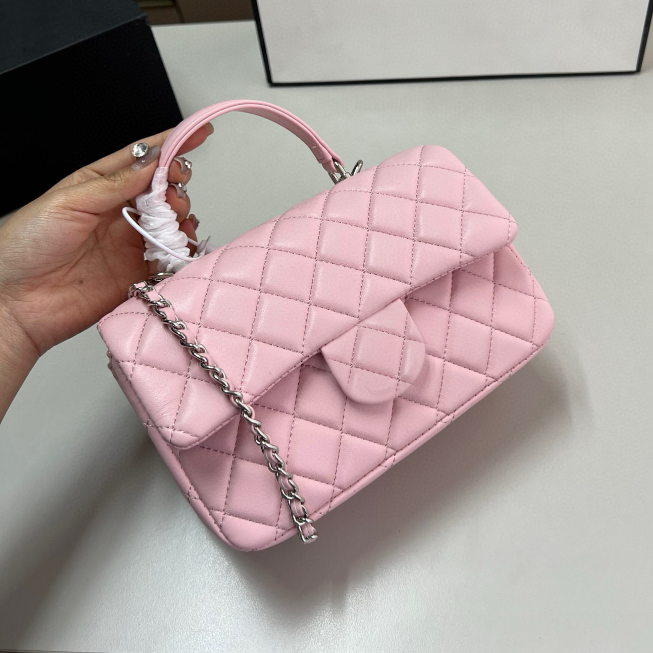 Shiny Women Designer Classic Flap Bag with Star Coin Purse Patent Leather Golden Metal Hardware Silver Luxury Cross Body Shoulder Handbag