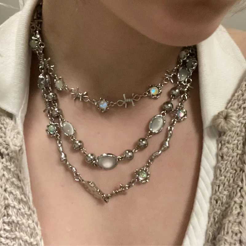 Vintage Kpop Y2K Pendant Necklaces For Women Punk Gothic Zircon Heart Cross Tassel Necklace Clavicle Choker Jewelry Gifts Y250605