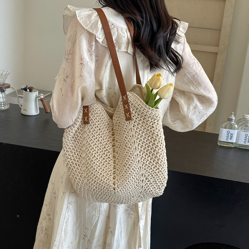 designer Forest Style Retro Large Capacity Handmade Crochet Cotton Bag French Fashion Versatile Shoulder Bag Vacation Beach Bag