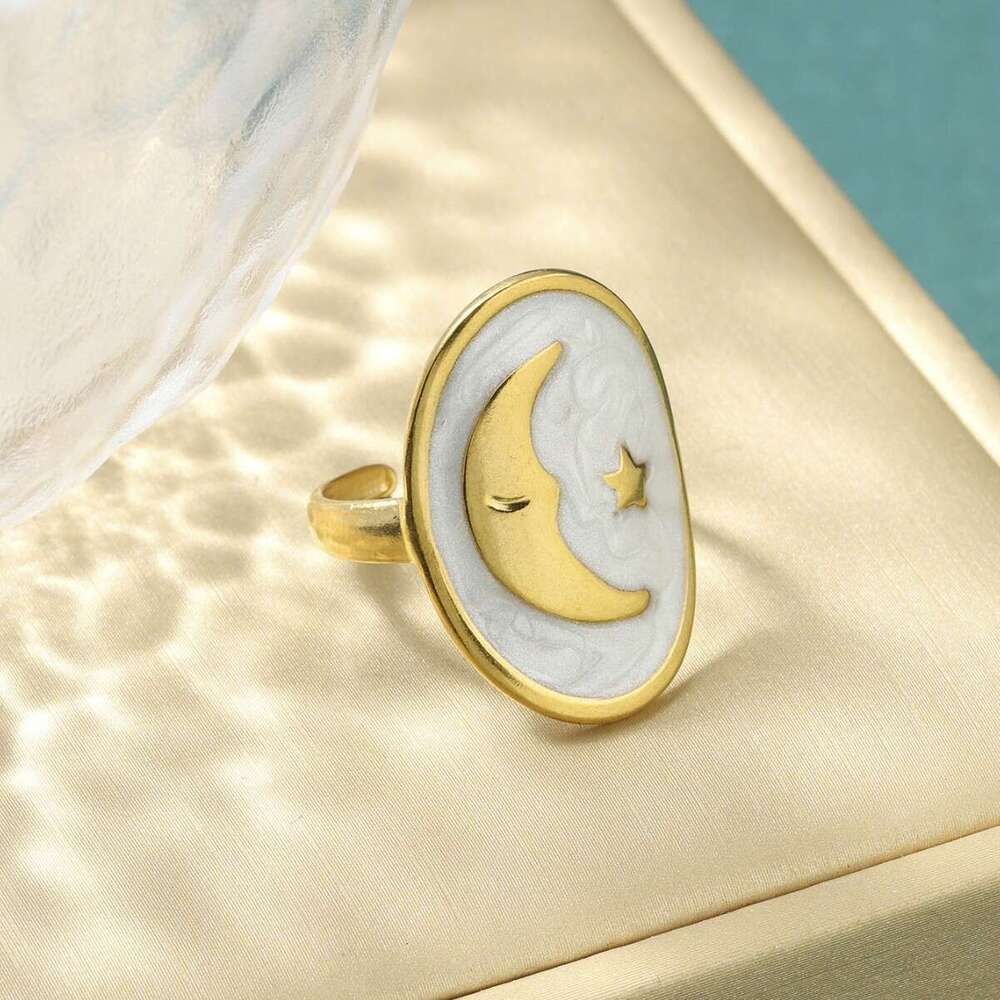 Luxury Astral Inspired Nail Art Ring Crafted from Resilient Metal Alloy