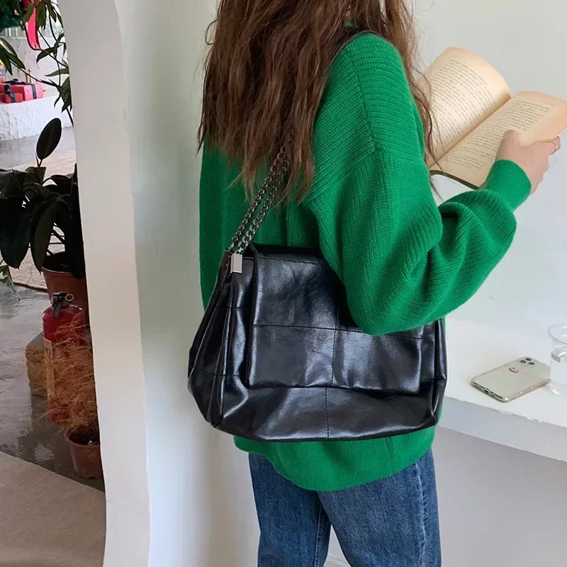 Large Capacity Commuting Bag Spring/Summer Womens Chain Tote Bag High-End and Fashionable Single Shoulder Underarm Bag 250605