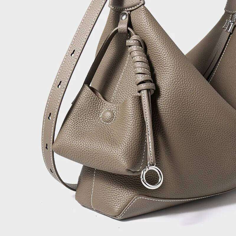 Bags For Women Tote Fashion Underarm Women's Bag Large Capacity Cowhide Shoulder Bag Casual Commuter Retro Crossbody Handbags 2025/06/06