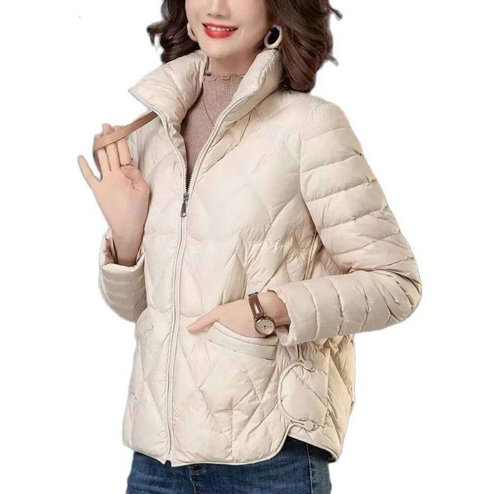 Lightweight Down Women Coats 2025 Autumn New Middle-aged Mother Clothes Short Cotton Jacket Female Outerwearr