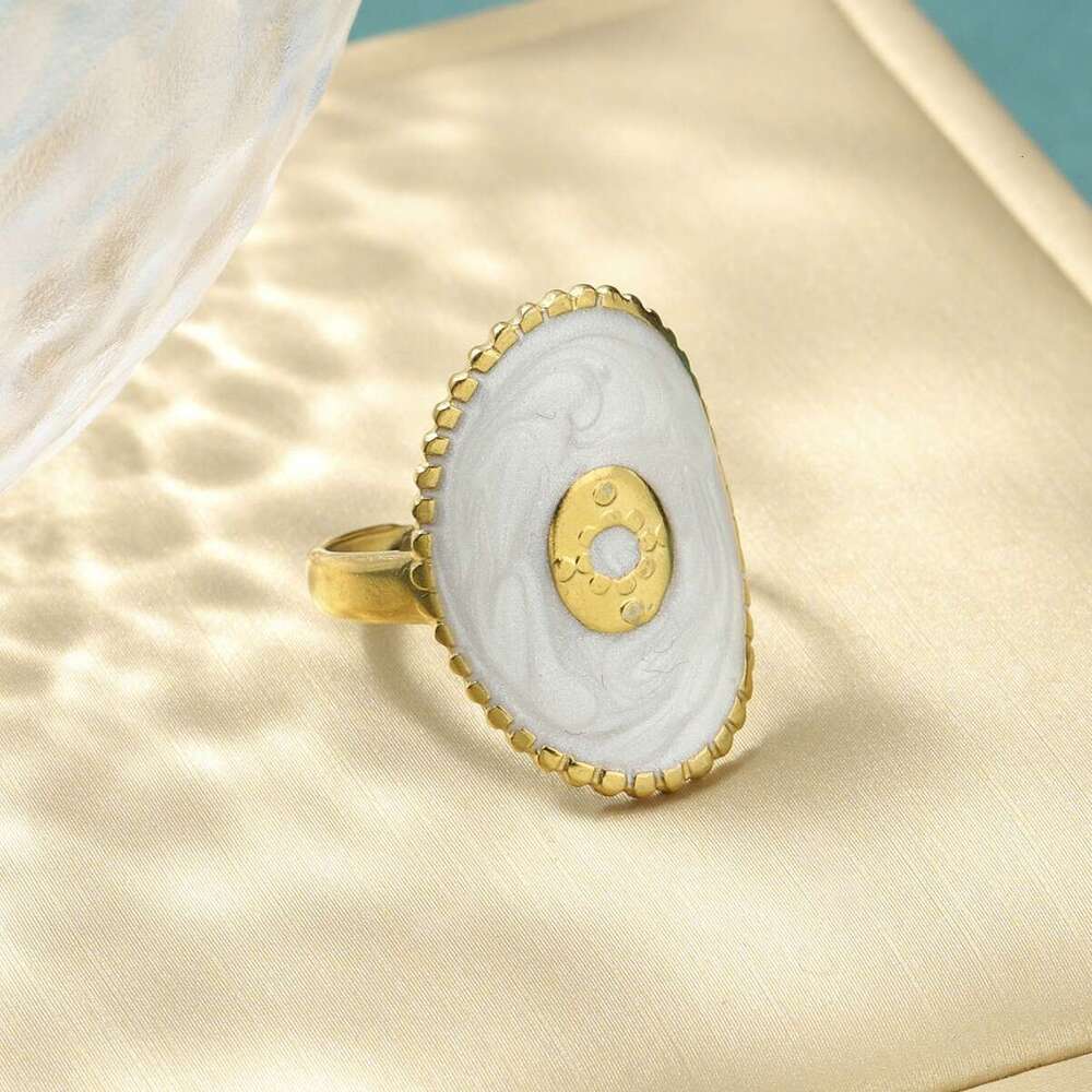 Women's Light Luxury Titanium Steel Ring with Unique Niche Design - Adjustable & Fade-resistant