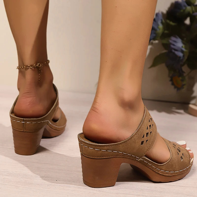 Retro Hollow Out Thick-Heeled Sandals Women Summer Lightweight High Heels Slippers Woman Plus Size Outdoor Platform Sandles 43 250605