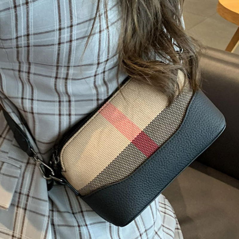 Free Shipping Crossbody Bag Women's Niche Temperament Handbag Popular Item, Contrasting Color Large Capacity Fashionable Shoulder Bag Shopping Ha