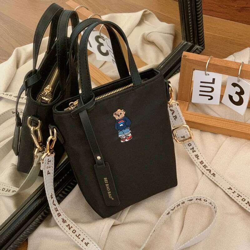 Beibao 2024 New Versatile Solid Color Cross Shoulder For Women's Casual Fashion Ins Style Oxford Cloth Handbag