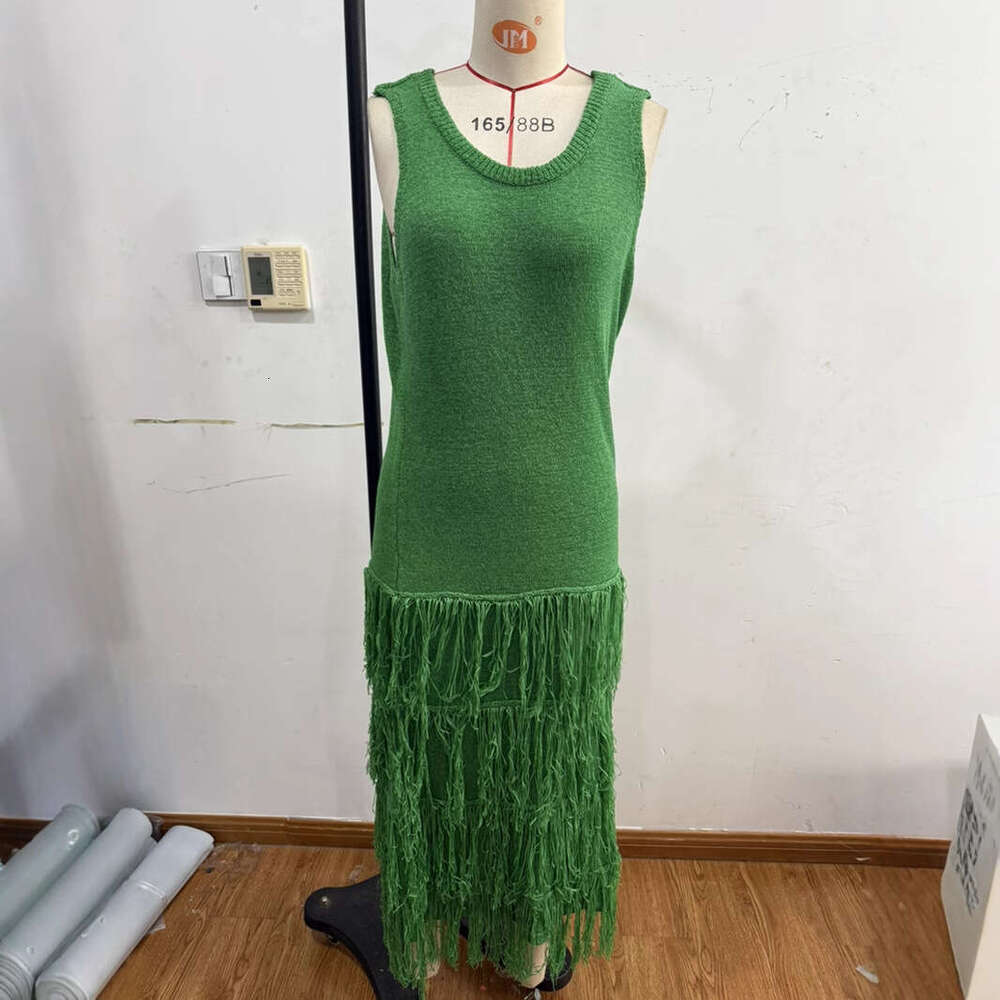 Summer new solid color hem tassel knit camisole dress