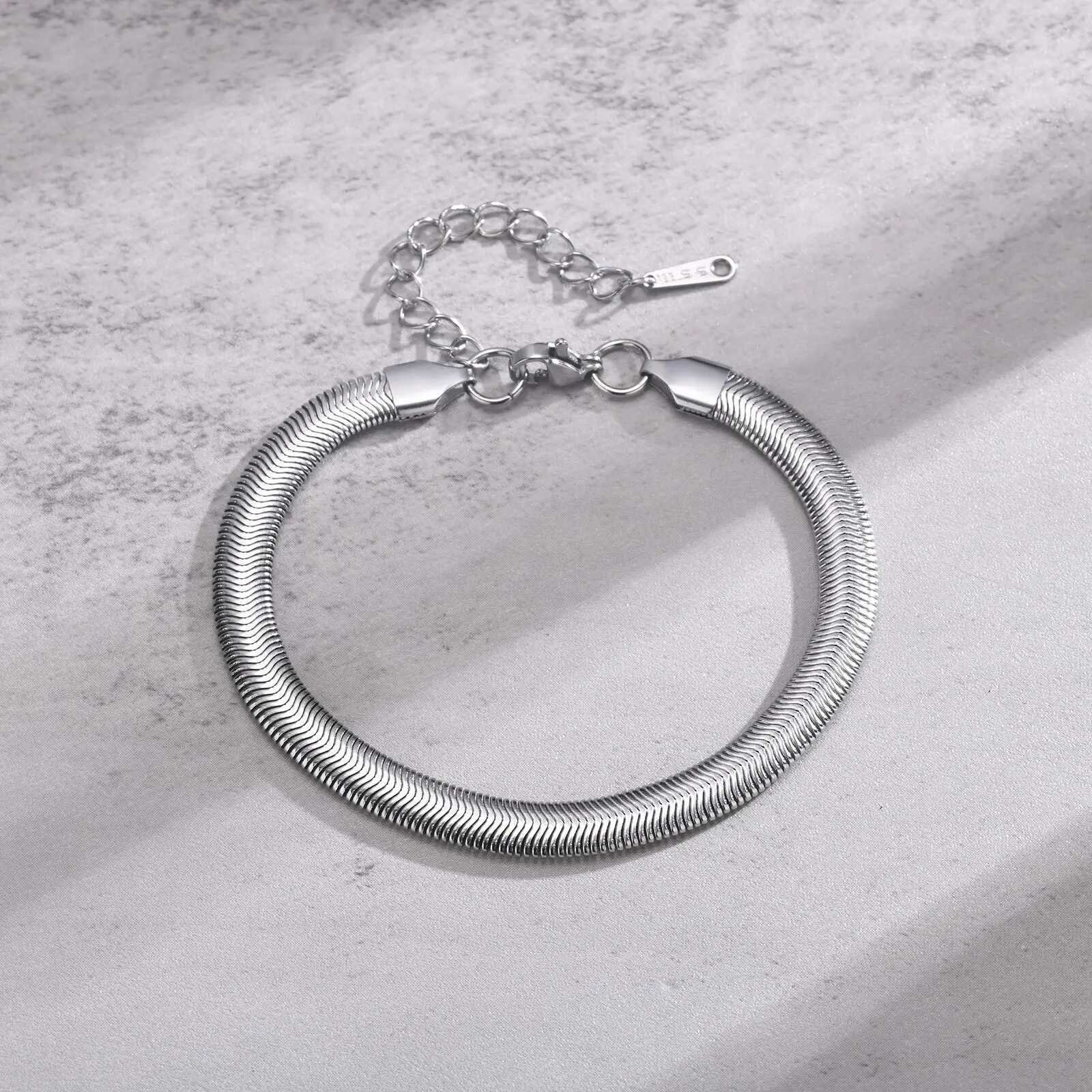 Vnox 6mm Unisex Flat Snake Chain Bracelets Mens Women Herringbone Links Bracelet Adjustable Stainless Steel Simple Jewelry W250606