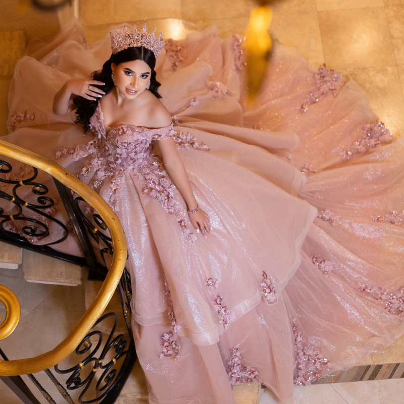 Pink Shiny Off The Shoulder Ball Gown Quinceanera Dresses Appliques Flower Beading Crystal Tull Sweet 16 Dress vestidos 15 anos