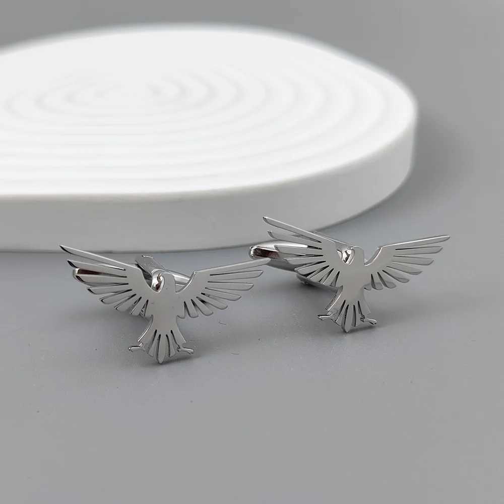 Personality Eagle Pattern Man Stainless Steel Cufflink Luxury Suit Shirt Cuff Link Button for Men Jewelry Wedding Gift Wholesale W250606