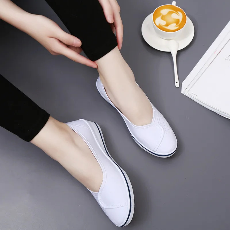 EOFK Women Loafers Soft Slip On Canvas Flats Shoes Woman Solid Casual Breathable Shoe For Mother Platform Shoes 250603