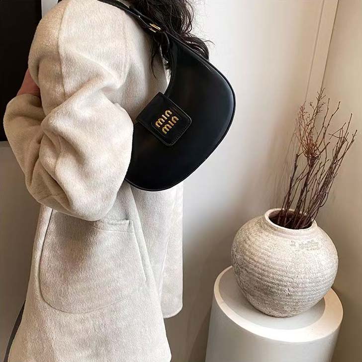 Designer Shoulder Bag Luxury Top Quality Womens Fashion Bag classical Handbag Half moon bag lassical Handbag messenger fashionable bag 789