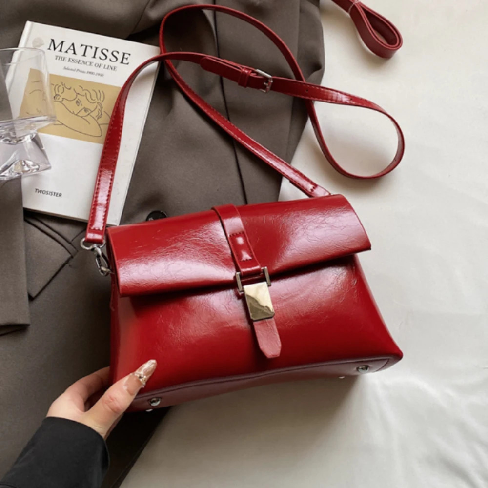 Korean Square Glossy PU Crossbody Bag for Women Delicate Light Buckle Zipper Versatile Shoulder Bags Daily Commute Packs 250605